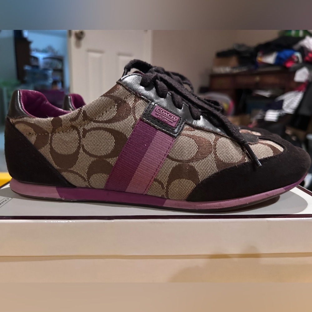 Coach signature sneakers size 7.5